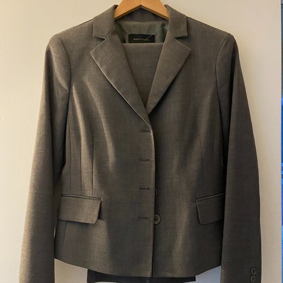 BCBGMaxAzria 2 pc suit with pants - Picture 1 of 3